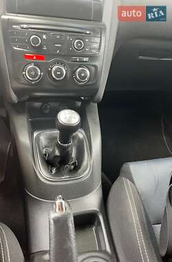 Хэтчбек Citroen C4 2013 в 