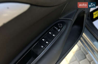 Хетчбек Citroen C4 2014 в 
