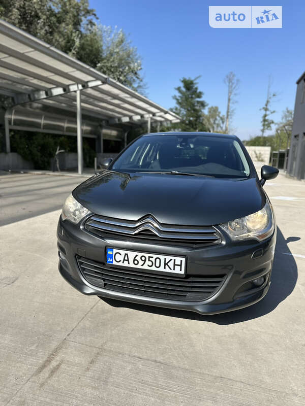 Хэтчбек Citroen C4 2013 в Киеве