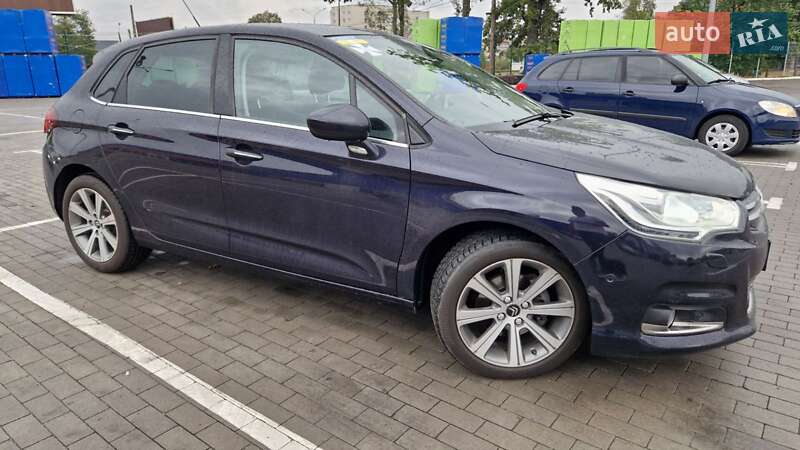 Хетчбек Citroen C4 2015 в Умані