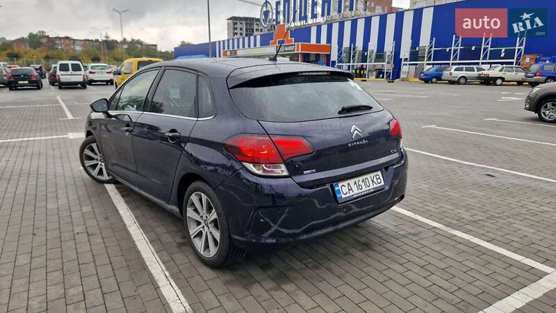 Хетчбек Citroen C4 2015 в Умані