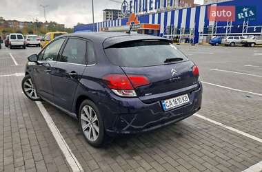 Хэтчбек Citroen C4 2015 в 