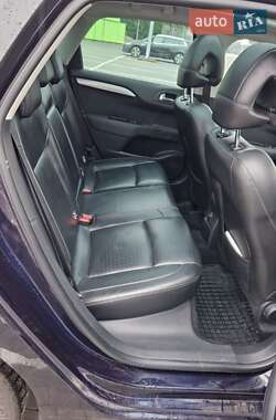 Хэтчбек Citroen C4 2015 в 