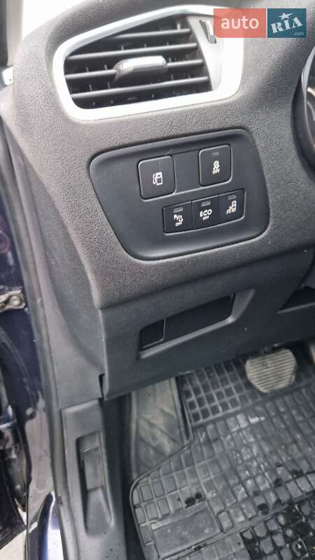 Хетчбек Citroen C4 2015 в Умані