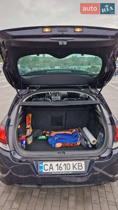 Хетчбек Citroen C4 2015 в Умані