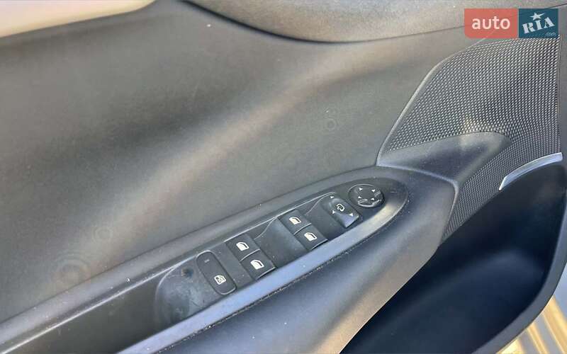 Хетчбек Citroen C4 2011 в Стрию