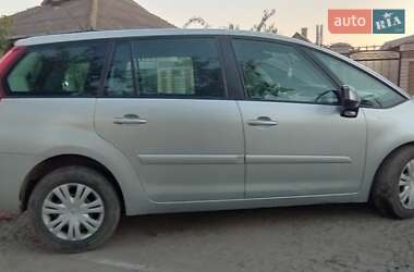 Хэтчбек Citroen C4 2009 в 
