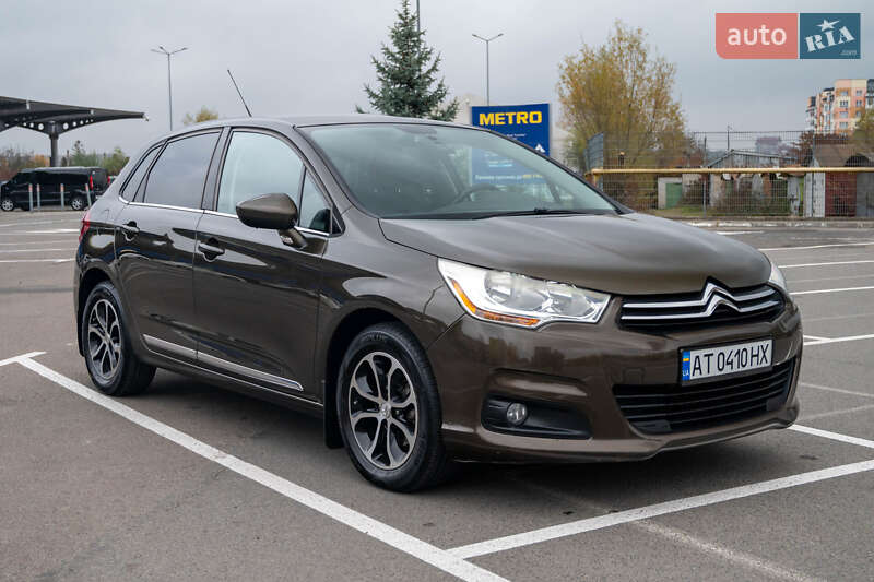 Хэтчбек Citroen C4 2013 в Ивано-Франковске