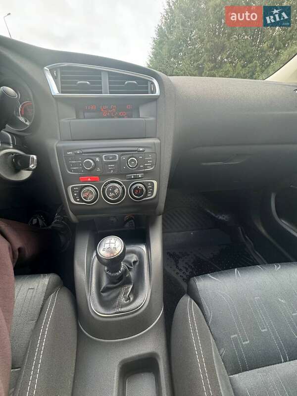Хетчбек Citroen C4 2014 в Львові