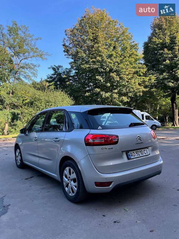 Хетчбек Citroen C4 2016 в Ужгороді