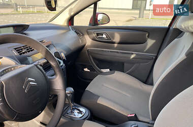 Хэтчбек Citroen C4 2008 в 