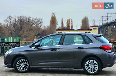 Хетчбек Citroen C4 2016 в Дніпрі