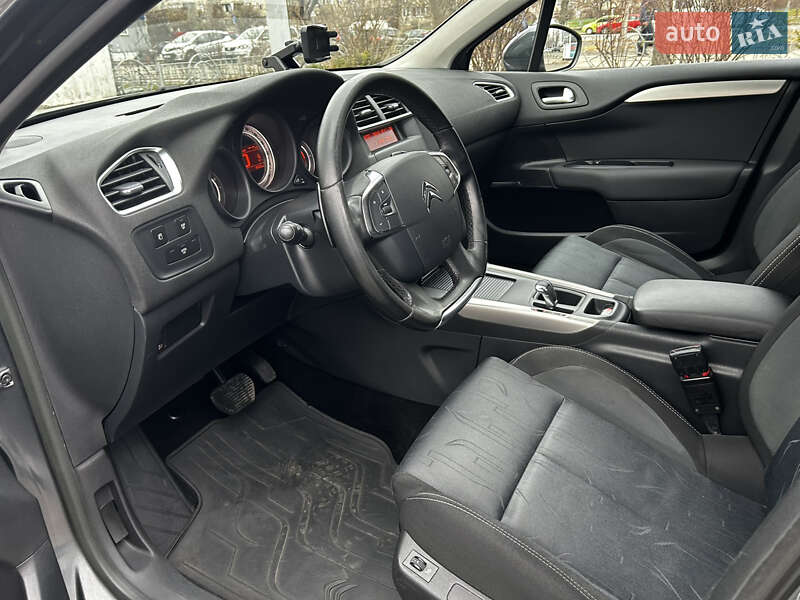 Хэтчбек Citroen C4 2013 в Киеве