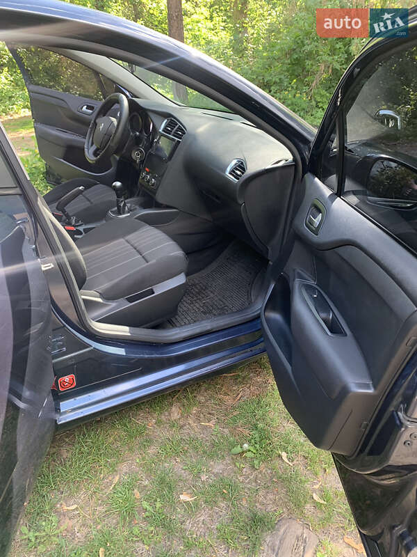 Хэтчбек Citroen C4 2011 в Киеве