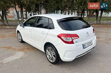Хэтчбек Citroen C4 2013 в 
