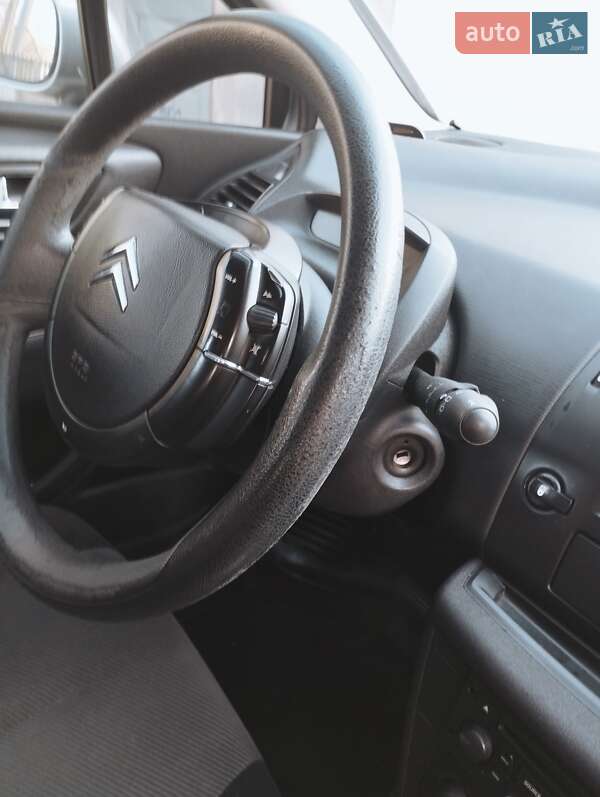 Хэтчбек Citroen C4 2007 в Доброславе фото 6 Хэтчбек Citroen C4 2007 в Доброславе
