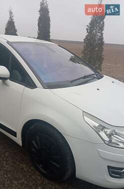 Хэтчбек Citroen C4 2009 в 
