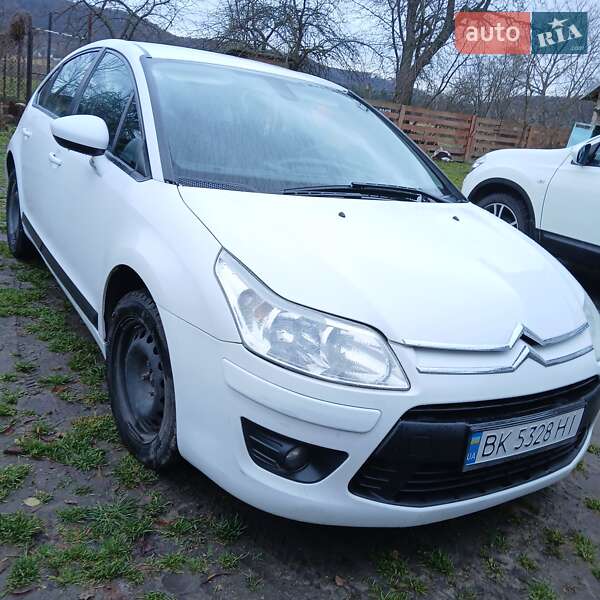 Хетчбек Citroen C4 2010 в Жовкві