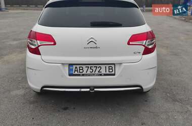 Хэтчбек Citroen C4 2010 в 