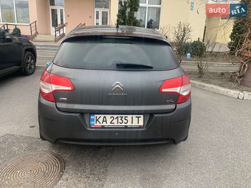 Хэтчбек Citroen C4 2012 в Киеве