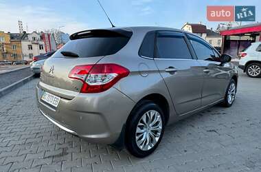 Хэтчбек Citroen C4 2012 в 