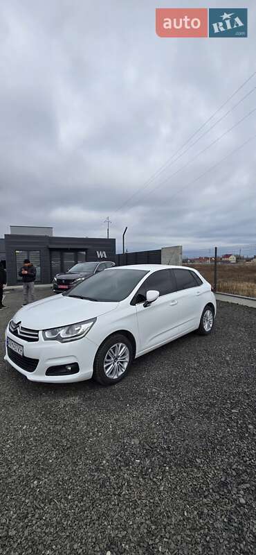 Хетчбек Citroen C4 2016 в Володимирі