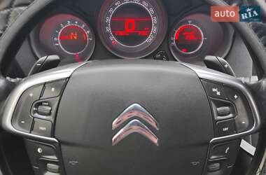 Хэтчбек Citroen C4 2010 в 