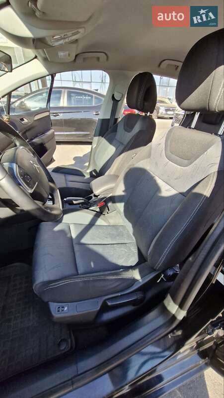 Хэтчбек Citroen C4 2012 в Киеве