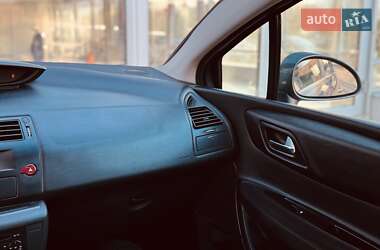 Хетчбек Citroen C4 2007 в 