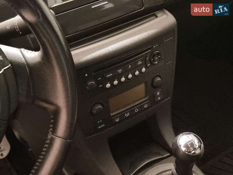 Купе Citroen C4 2008 в Киеве фото 22 Купе Citroen C4 2008 в Киеве