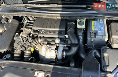 Хэтчбек Citroen C4 2006 в 