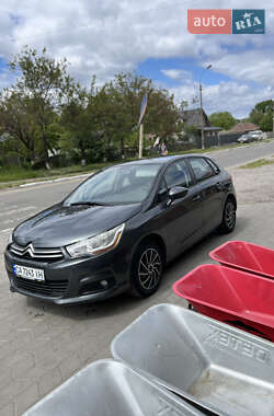 Хэтчбек Citroen C4 2012 в 