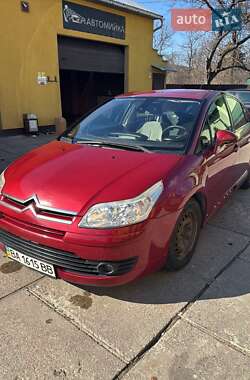 Хэтчбек Citroen C4 2006 в 