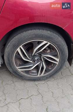 Хэтчбек Citroen C4 2012 в 