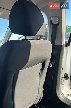 Хэтчбек Citroen C4 2016 в 