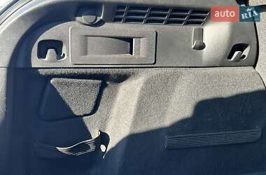 Хэтчбек Citroen C4 2016 в 
