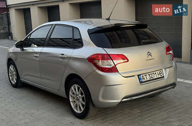 Хетчбек Citroen C4 2012 в 