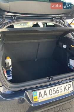 Хэтчбек Citroen C4 2011 в 