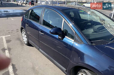 Хэтчбек Citroen C4 2009 в 