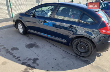 Хэтчбек Citroen C4 2009 в 