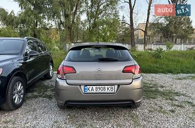 Хэтчбек Citroen C4 2016 в 