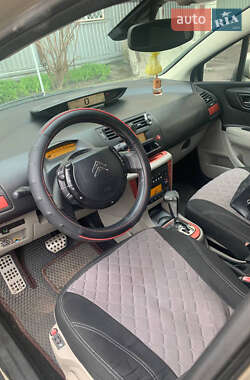 Хэтчбек Citroen C4 2007 в 