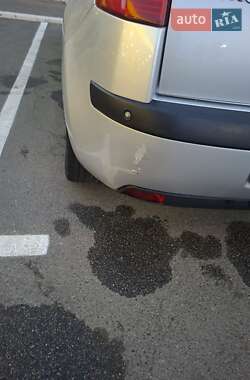 Хэтчбек Citroen C4 2007 в 