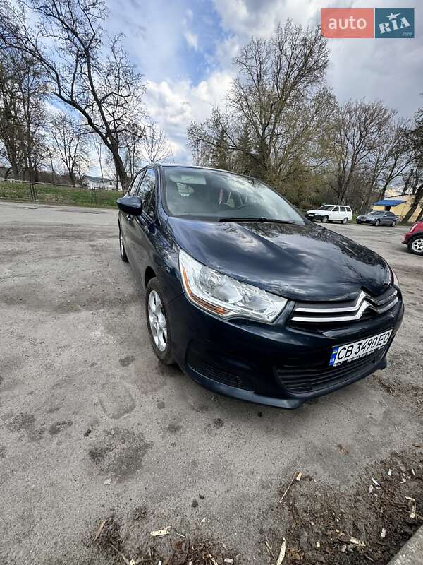 Хетчбек Citroen C4 2012 в Лохвиці