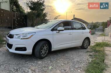 Хэтчбек Citroen C4 2013 в 