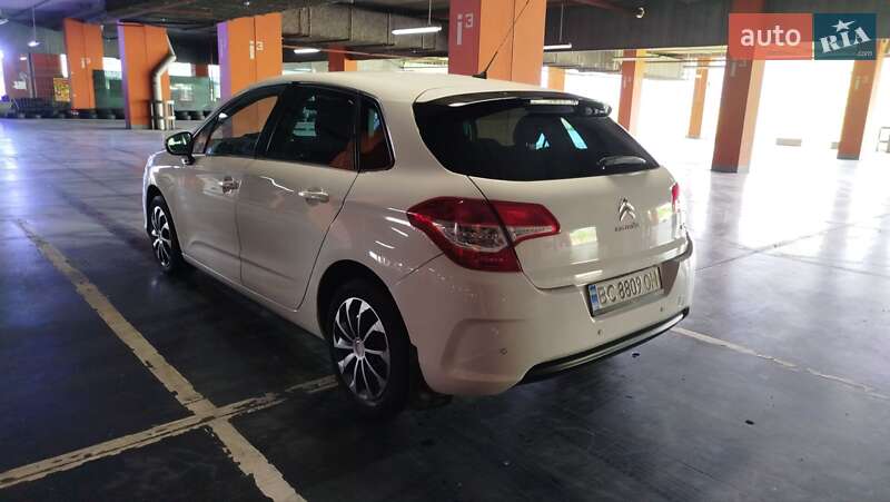 Седан Citroen C4 2012 в Львові