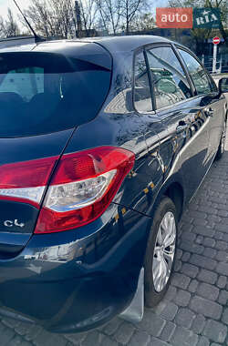 Хэтчбек Citroen C4 2011 в 