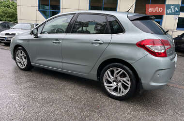 Хетчбек Citroen C4 2012 в 