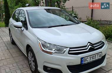 Хэтчбек Citroen C4 2013 в 