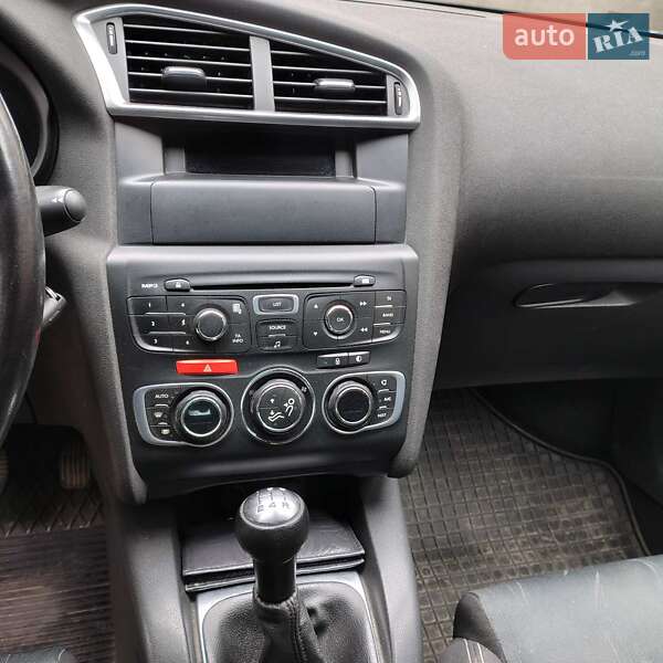 Хетчбек Citroen C4 2013 в Львові